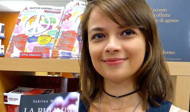 Sabrina Monno: Le mie poesie una cura per chi abusa della propria immagine